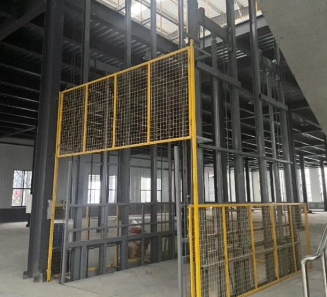 北镇请详细介绍一下货梯安装在室外的维护方法